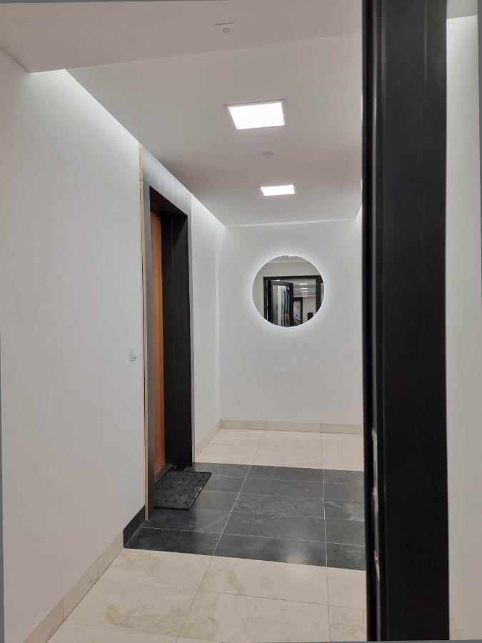 Visit Baltic - Sun Towers -2 Sypialnie - Parking Inklusive Apartment ชวีโนวิชแจ ภายนอก รูปภาพ